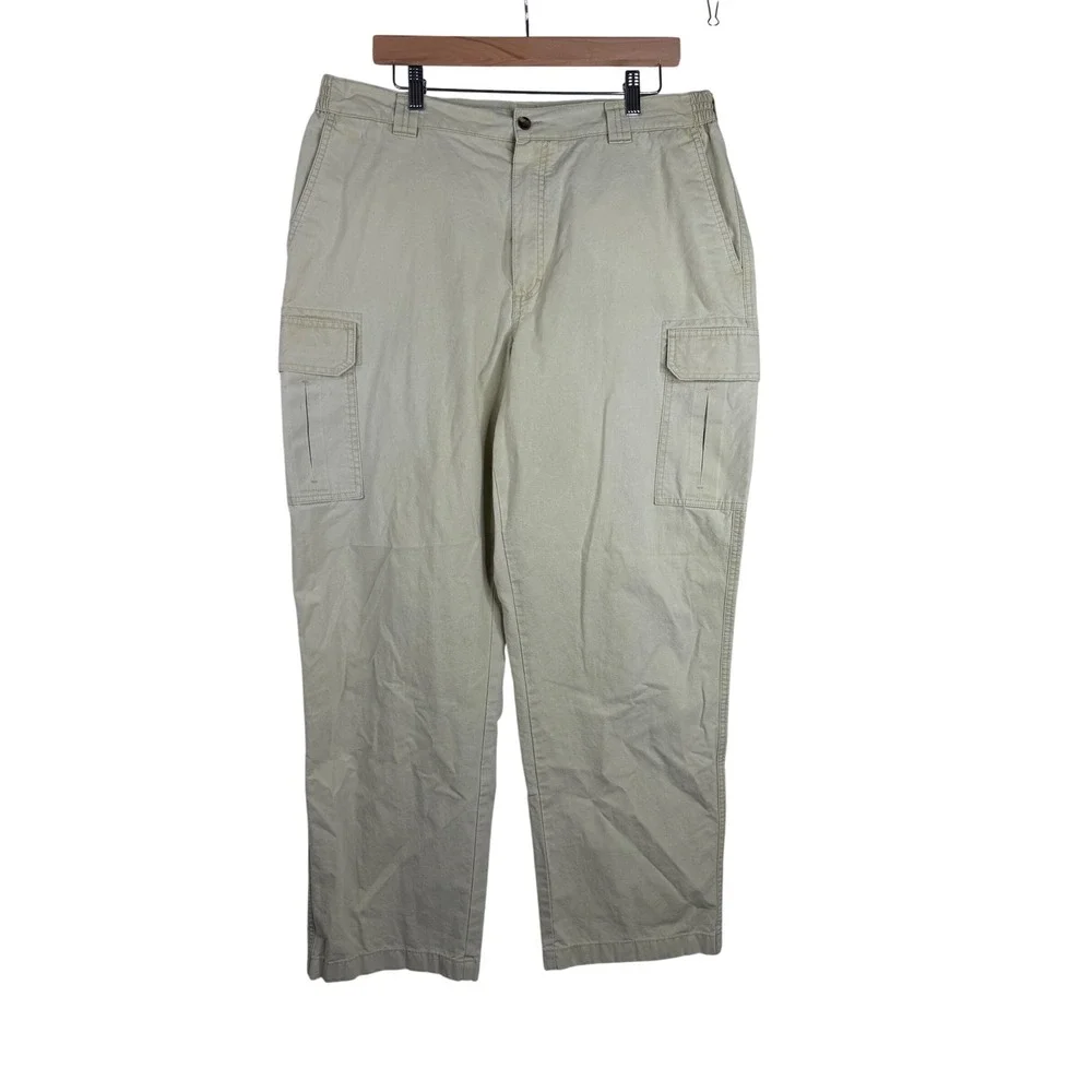 LL Bean Men's Comfort Waist Cargo Pants size 38X32 Khaki Tan‎